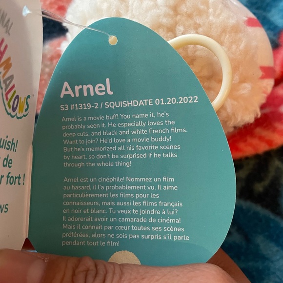 ARNEL the 3” popcorn clip squishmallow - Picture 3 of 3